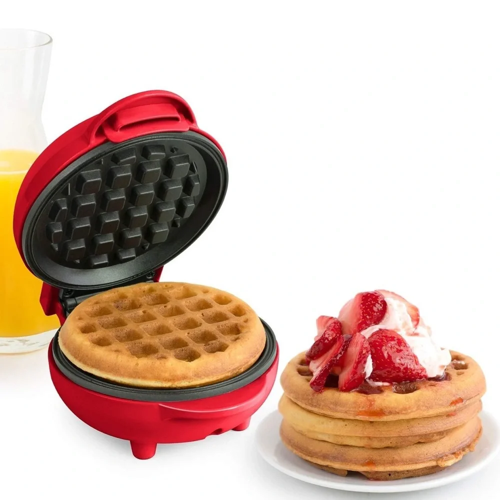 Nostalgia MyMini Waffle Maker 5